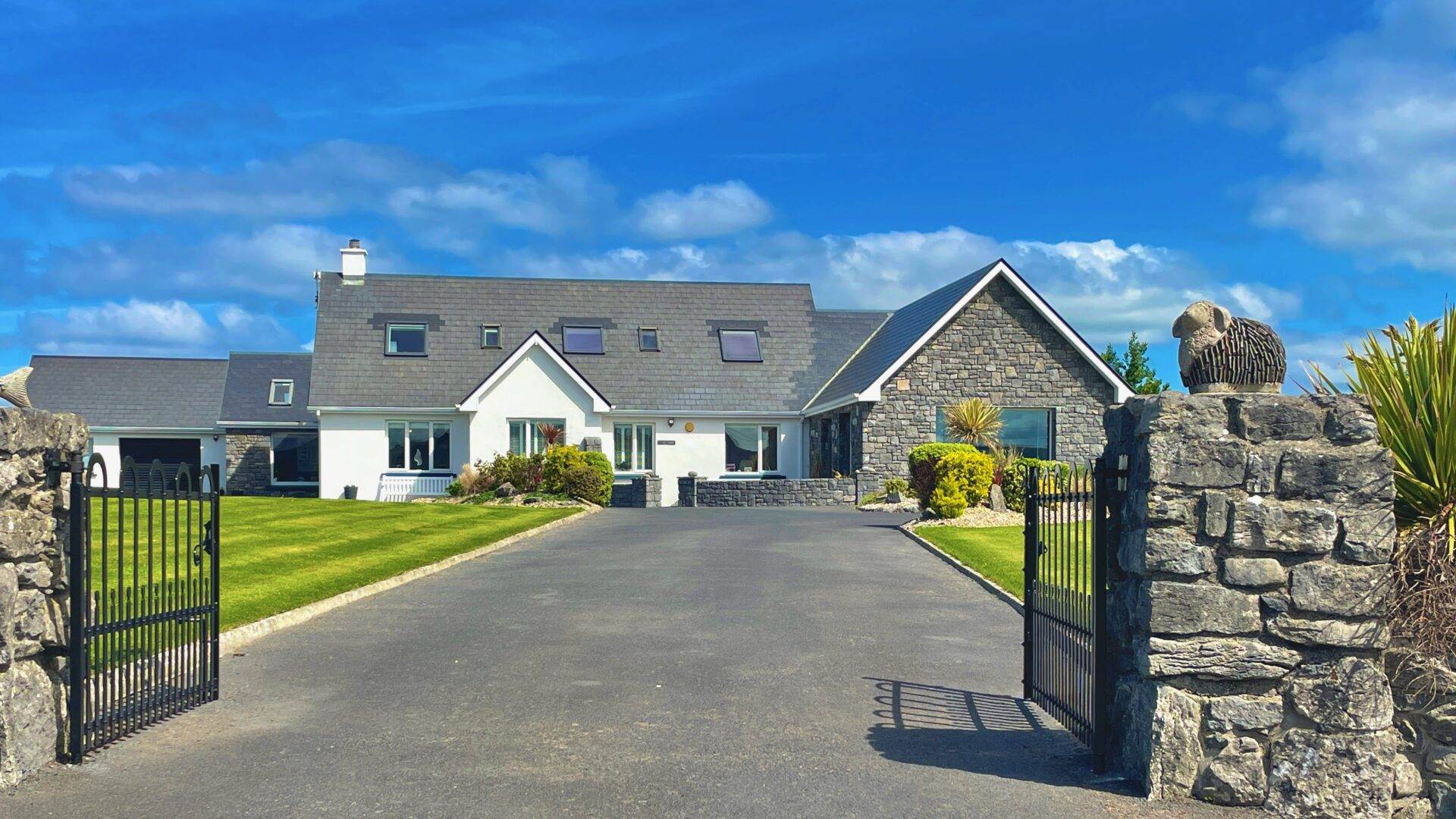 The Bays, Cloosh, Kinvara, Co. Galway H91 YFT2