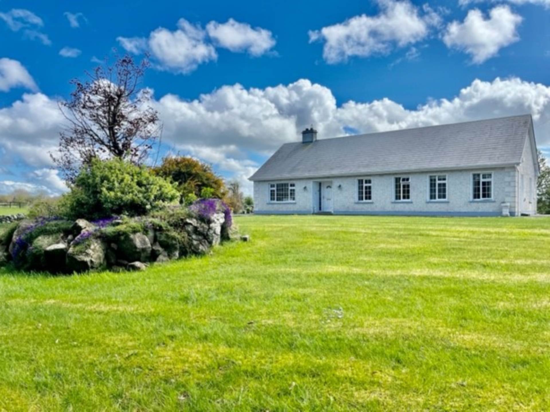 Lakeview, Rockmore, Athenry, Co. Galway H65 KX64