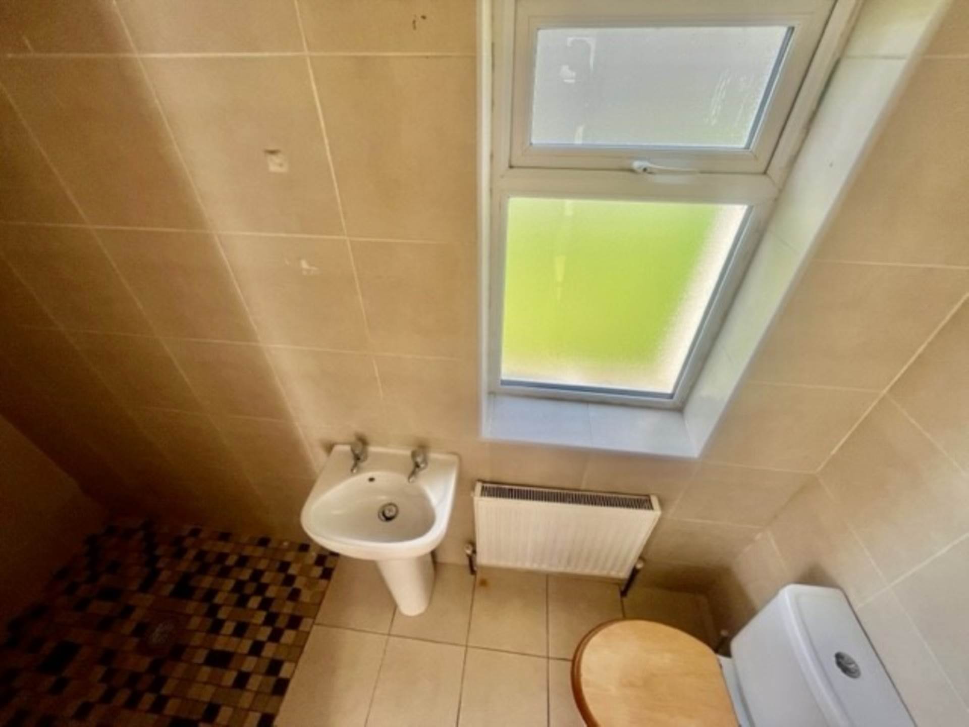 16 Saint Colemans`s Terrace, Ennis Road, Gort, Co. Galway