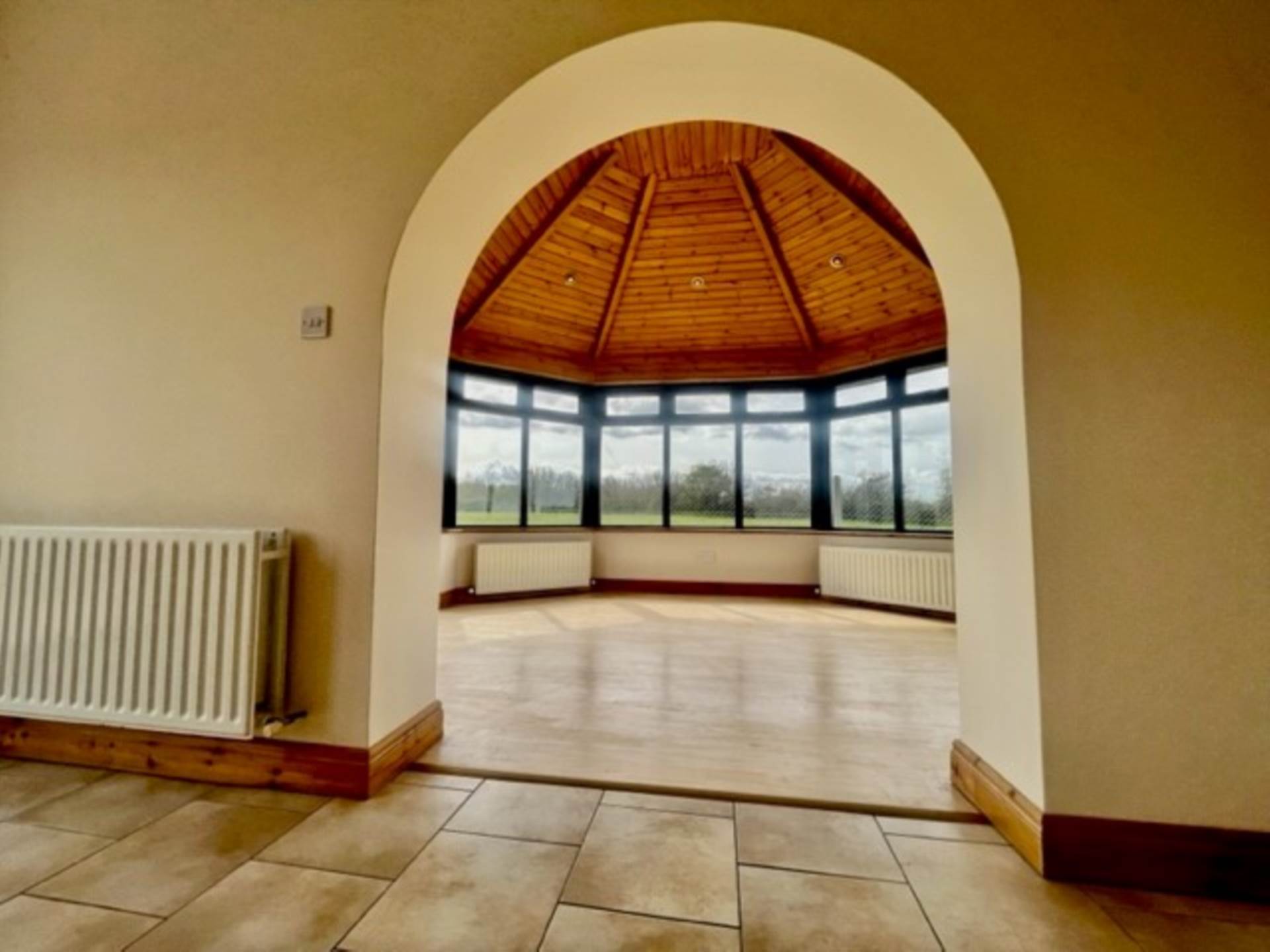 Caherdevane, Craughwell, Co. Galway H91 F8CV Caherdevane, Craughwell, Co. Galway H91 F8CV