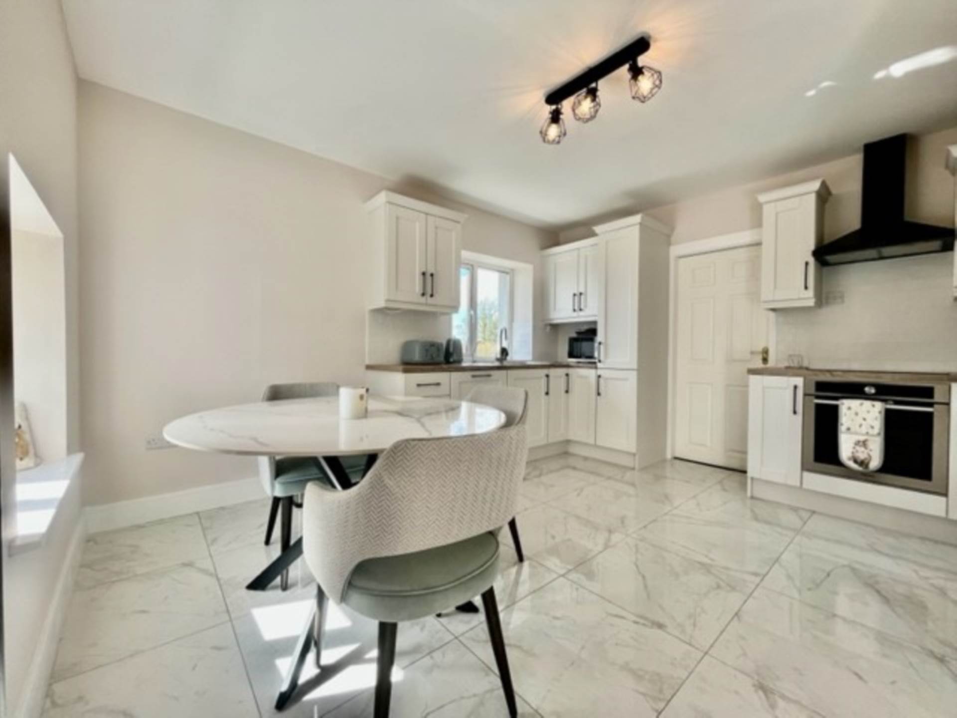 Sammary Lodge, Ballycoony, Kilchreest, Loughrea, Co. Galway H62 E288 Sammary Lodge, Ballycoony, Kilchreest, Loughrea, Co. Galway H62 E288