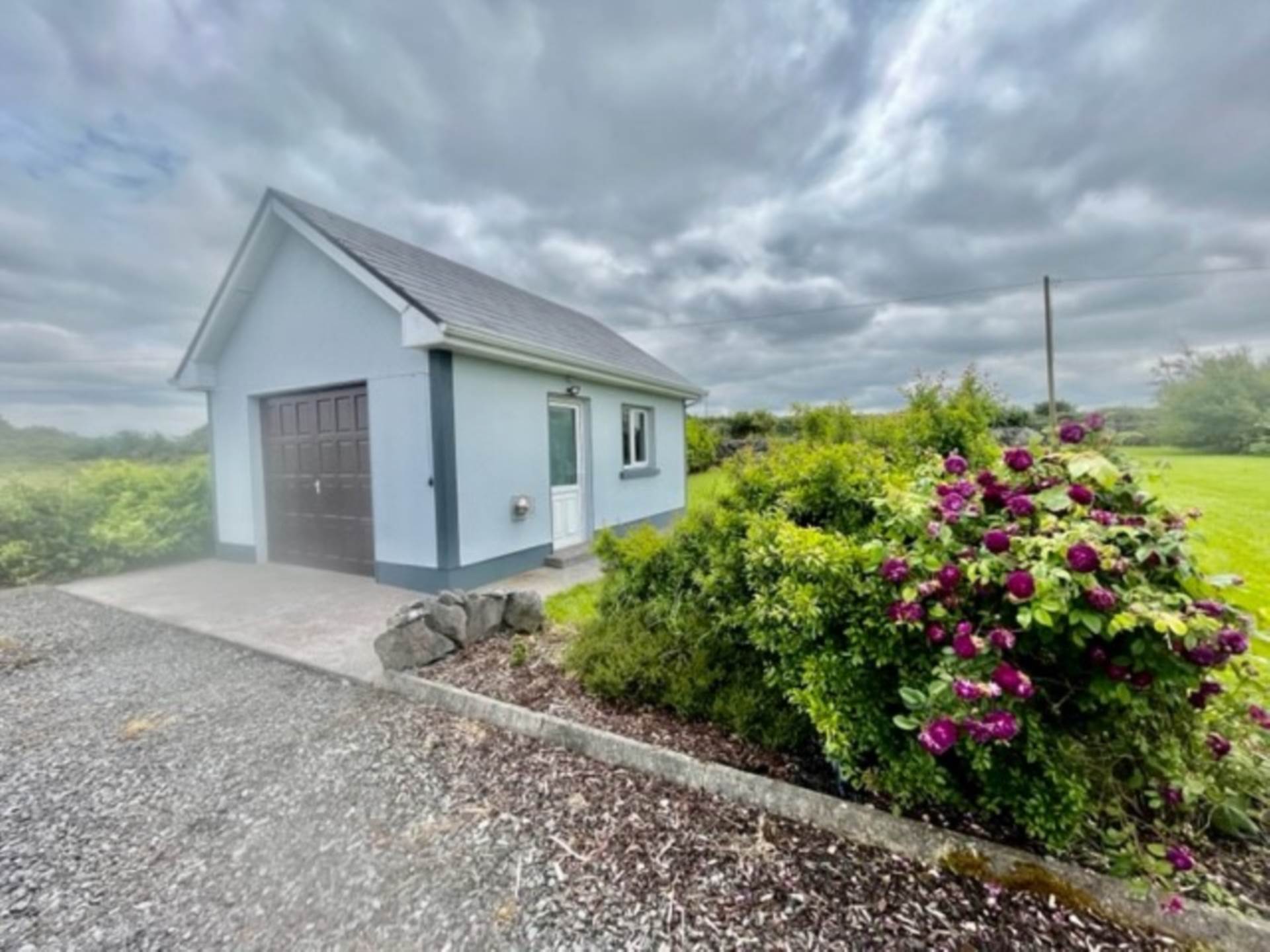 Mulroog West, Ballinderreen, Kilcolgan, Co. Galway Mulroog West, Ballinderreen, Kilcolgan, Co. Galway