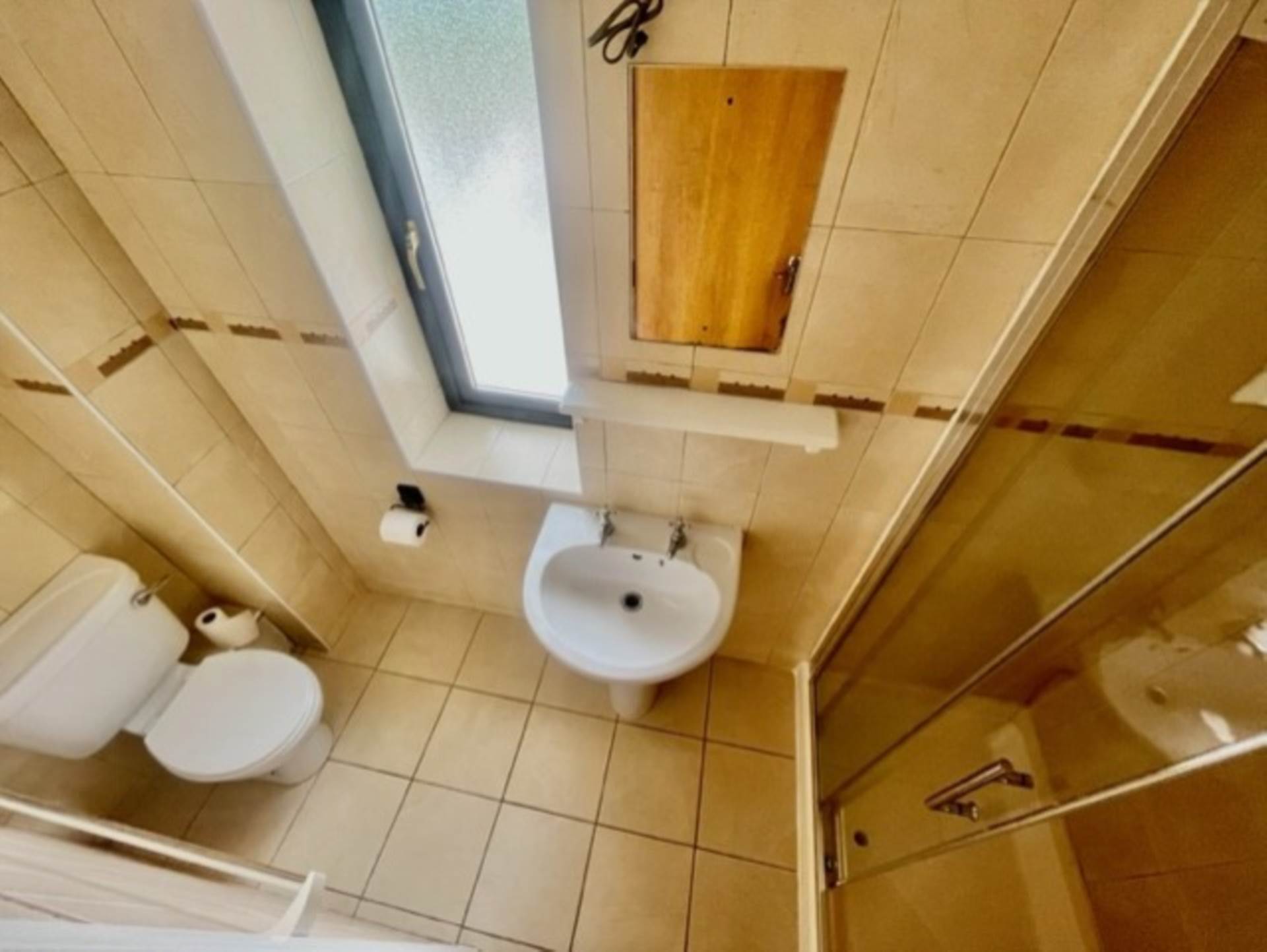 30 The Grove, Gort, Co. Galway  30 The Grove, Gort, Co. Galway