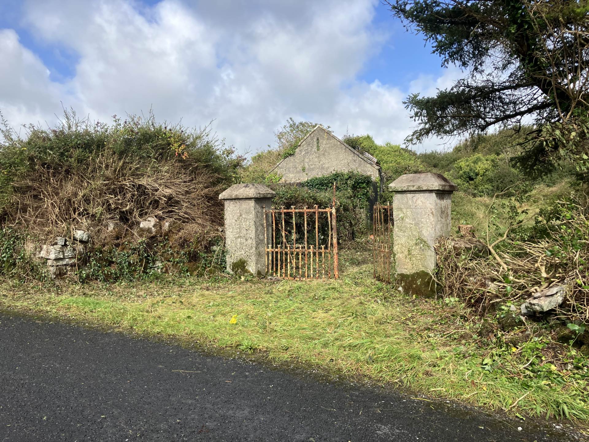 Roxton, Corofin, Co. Clare,V95 N5Y4
