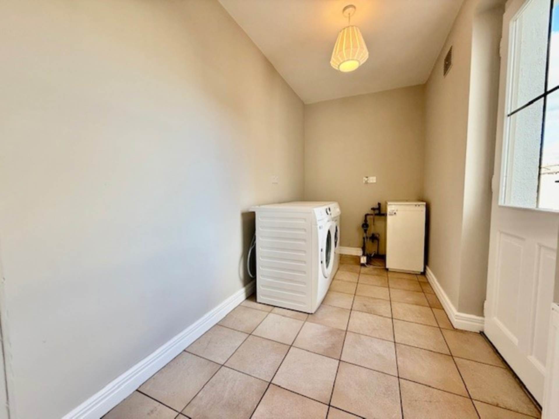 88 Danesfort Drive, Loughrea, Co. Galway H62 D594