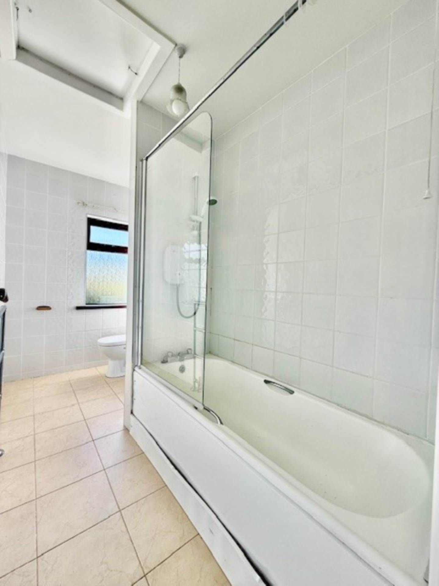 Moyleen, Loughrea, Co. Galway, H62 PY06 Moyleen, Loughrea, Co. Galway, H62 PY06