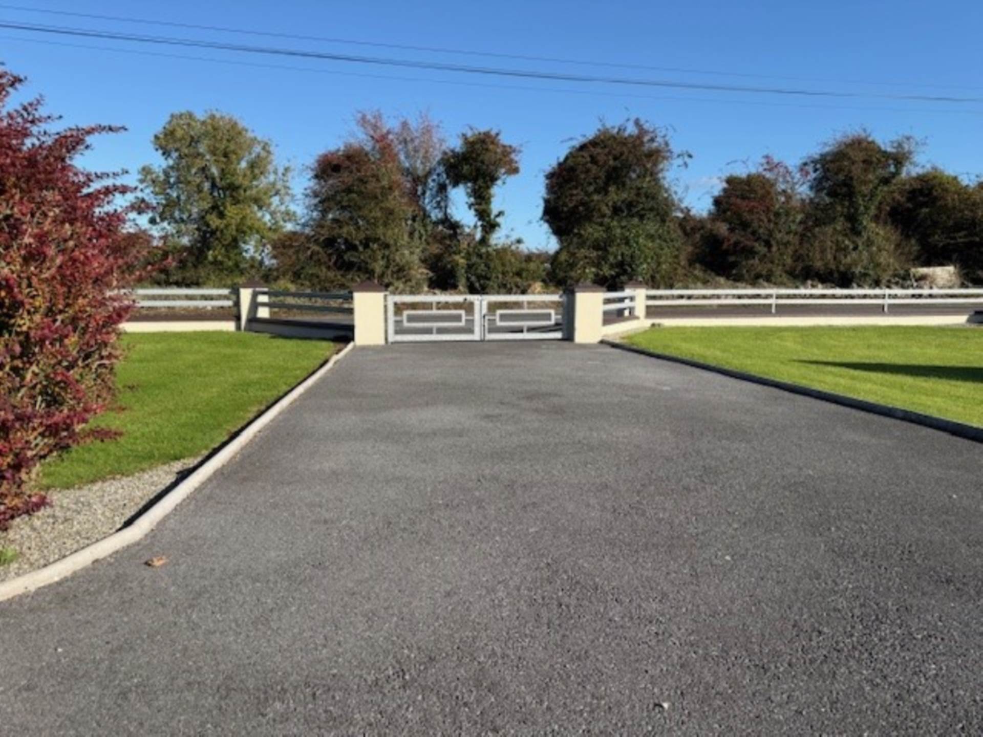 Moyleen, Loughrea, Co. Galway, H62 PY06 Moyleen, Loughrea, Co. Galway, H62 PY06