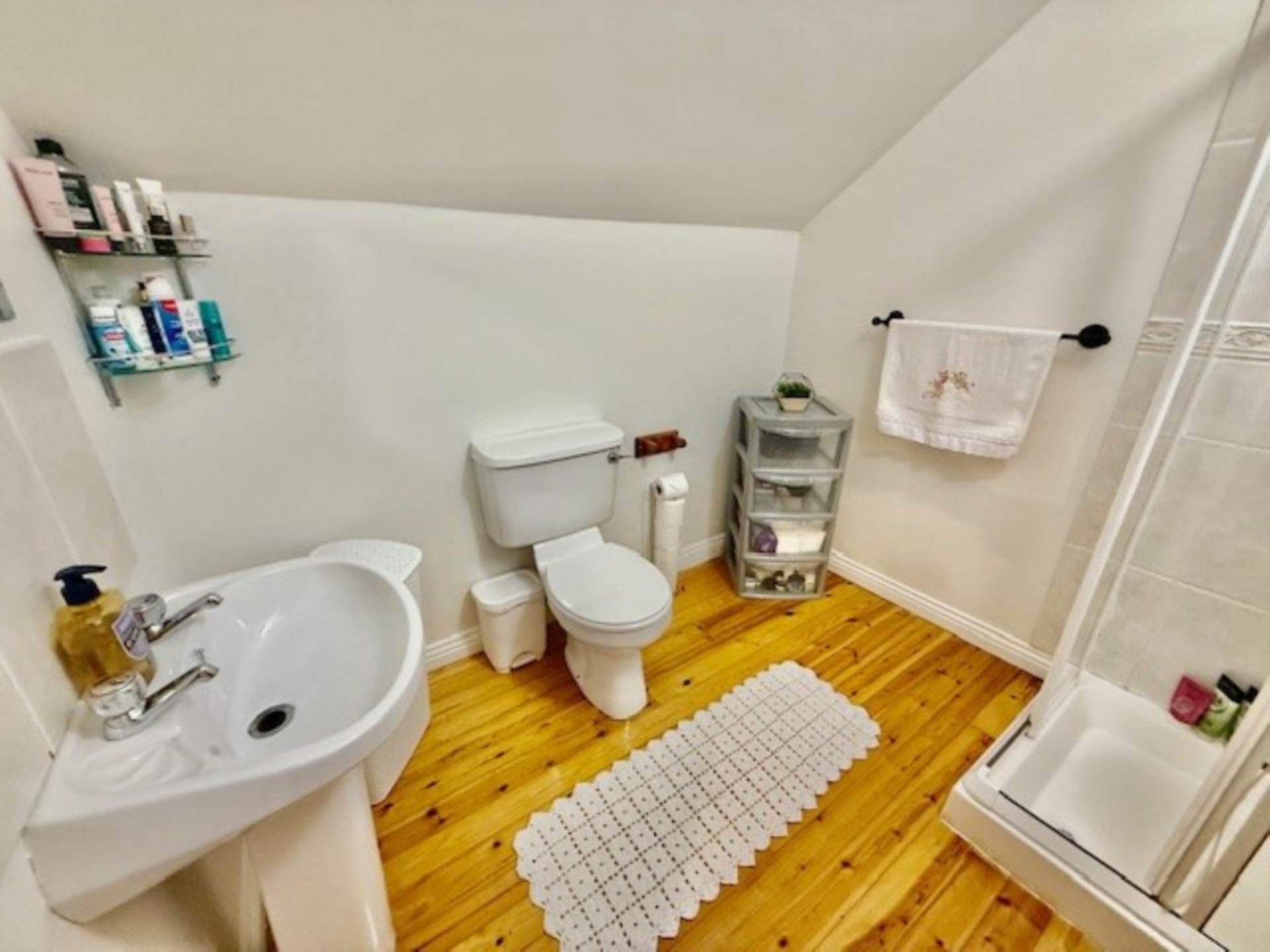 18 Coole Haven, Gort, Co. Galway 18 Coole Haven, Gort, Co. Galway