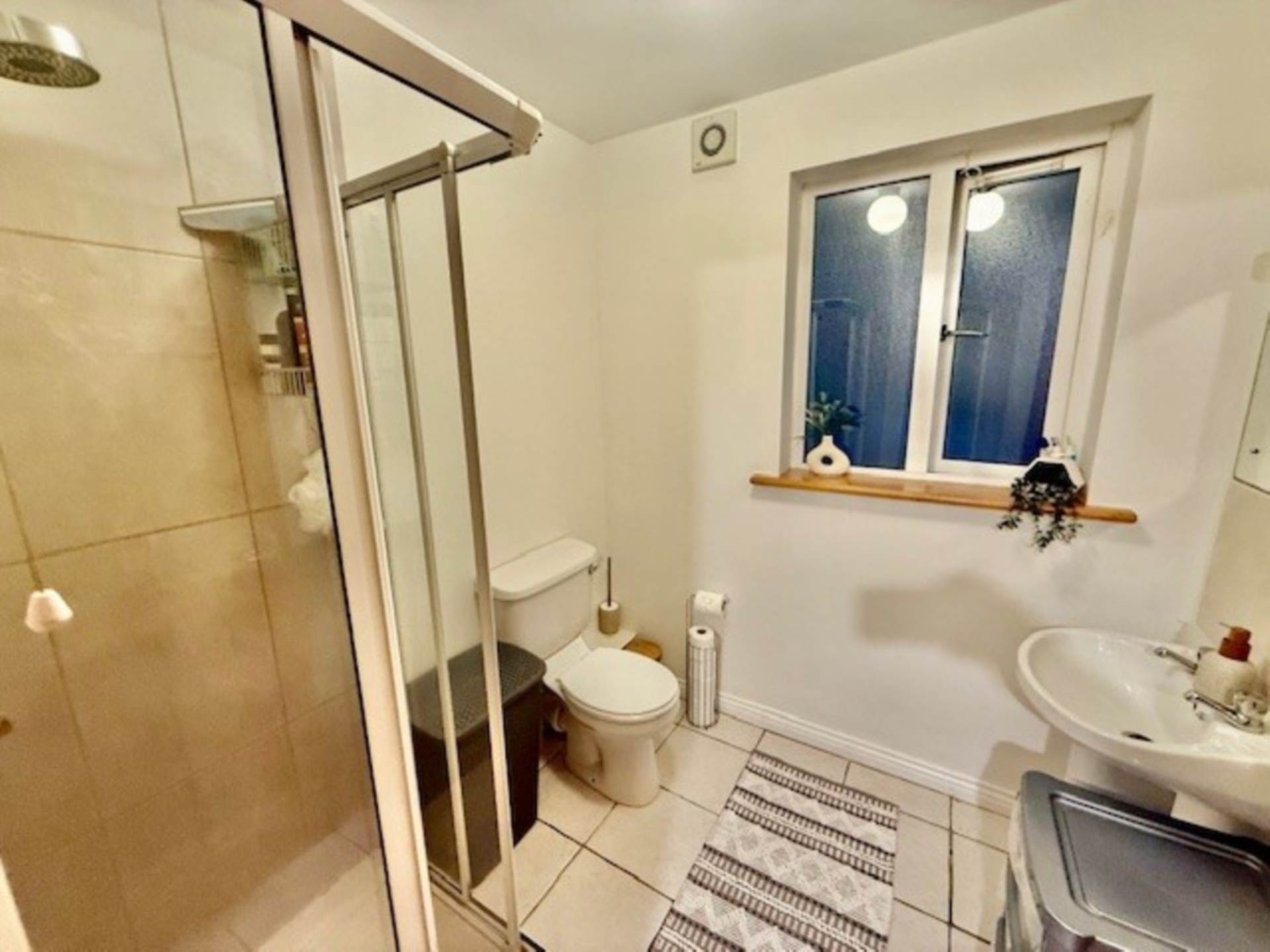 18 Coole Haven, Gort, Co. Galway 18 Coole Haven, Gort, Co. Galway