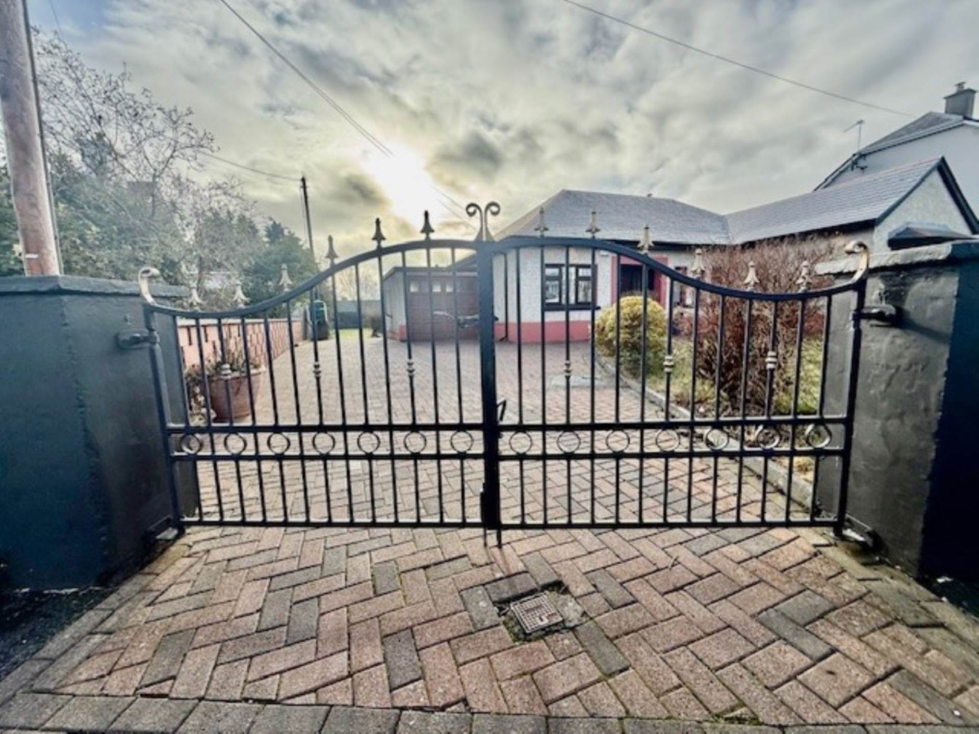 Athenry Road, Loughrea, Co. Galway, H62X089