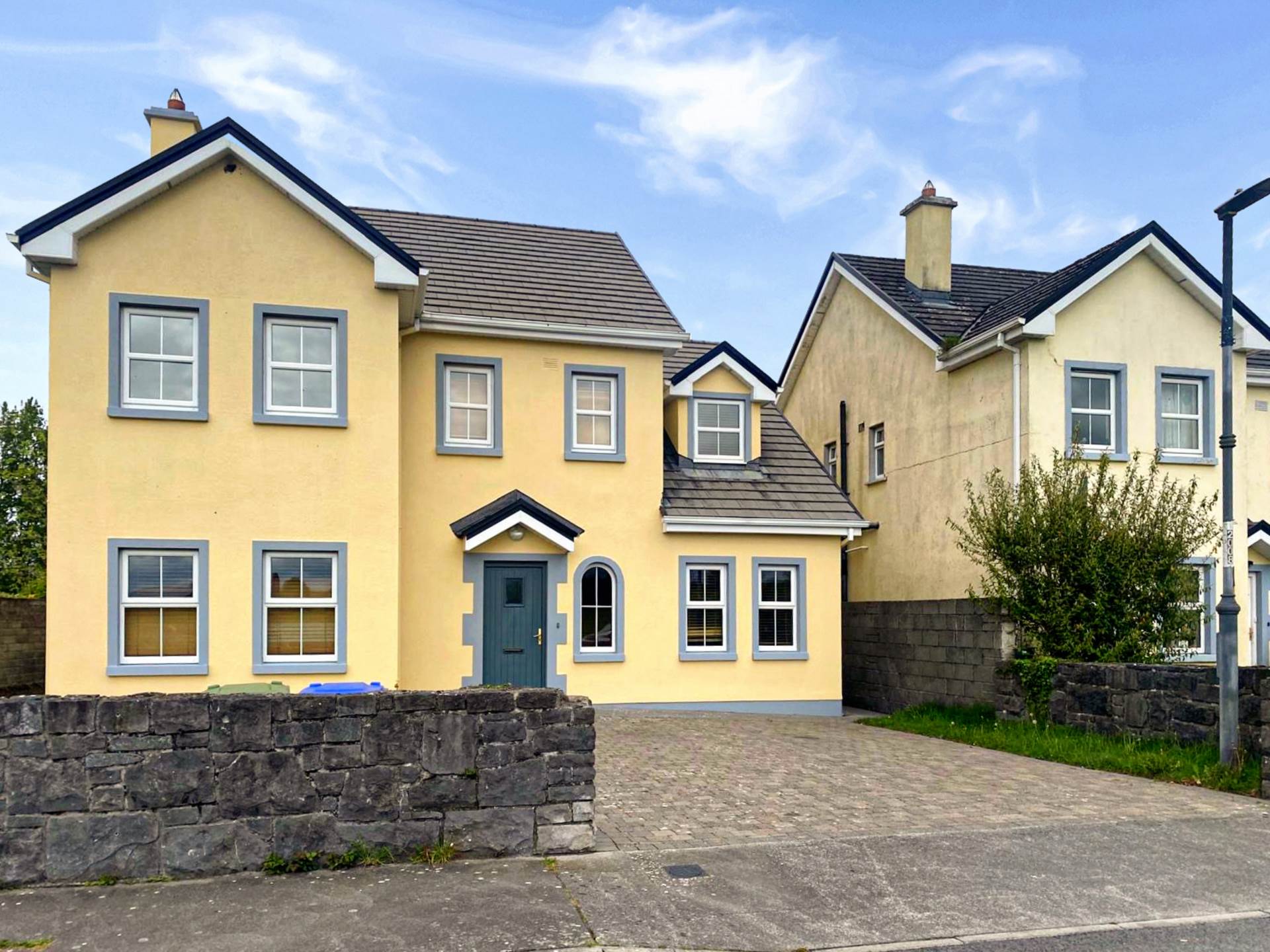 No. 2 Gort Na Ri, Gort, Co. Galway