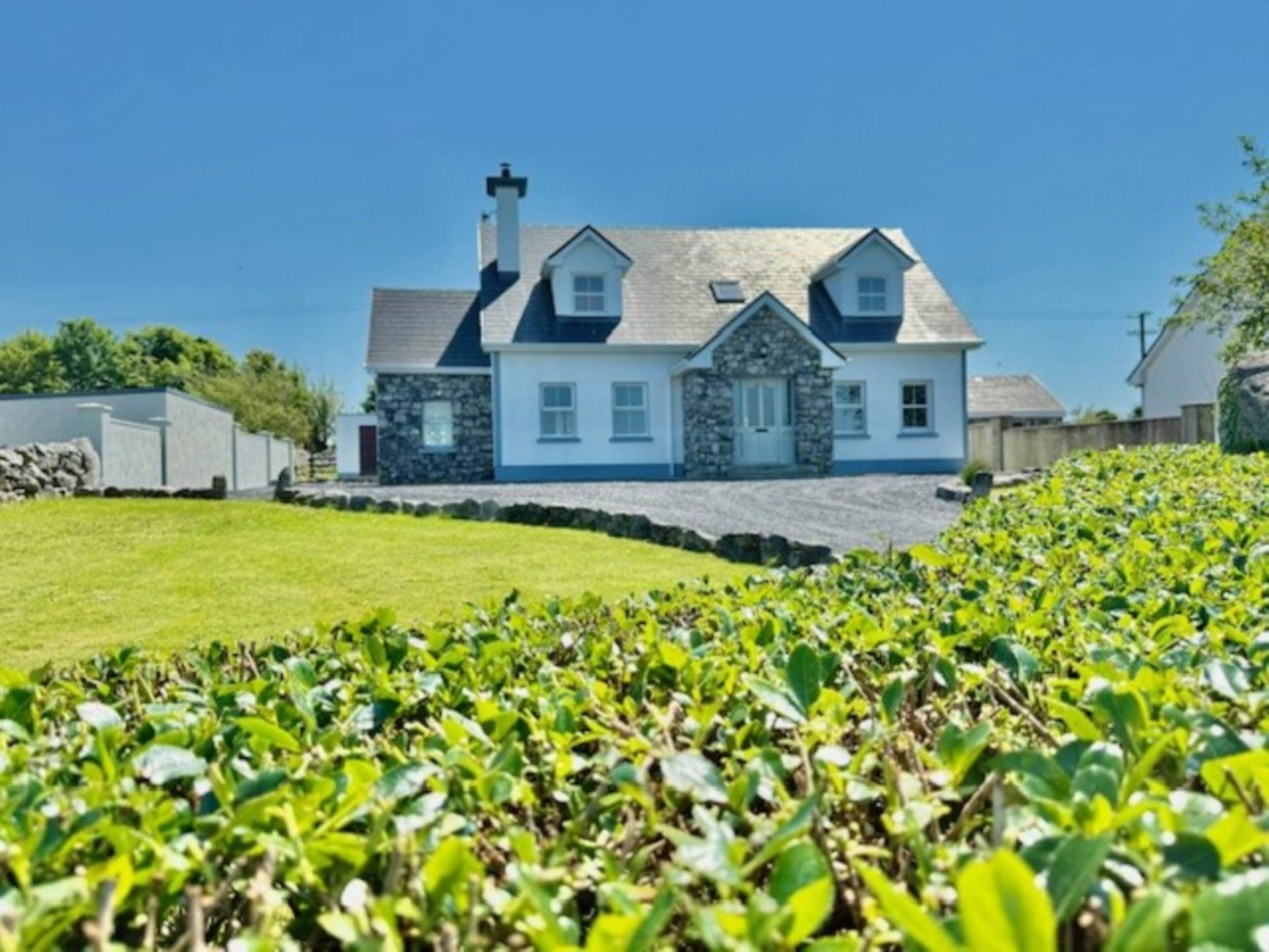 Mulroog West, Ballinderreen, Kilcolgan, Co. Galway Mulroog West, Ballinderreen, Kilcolgan, Co. Galway