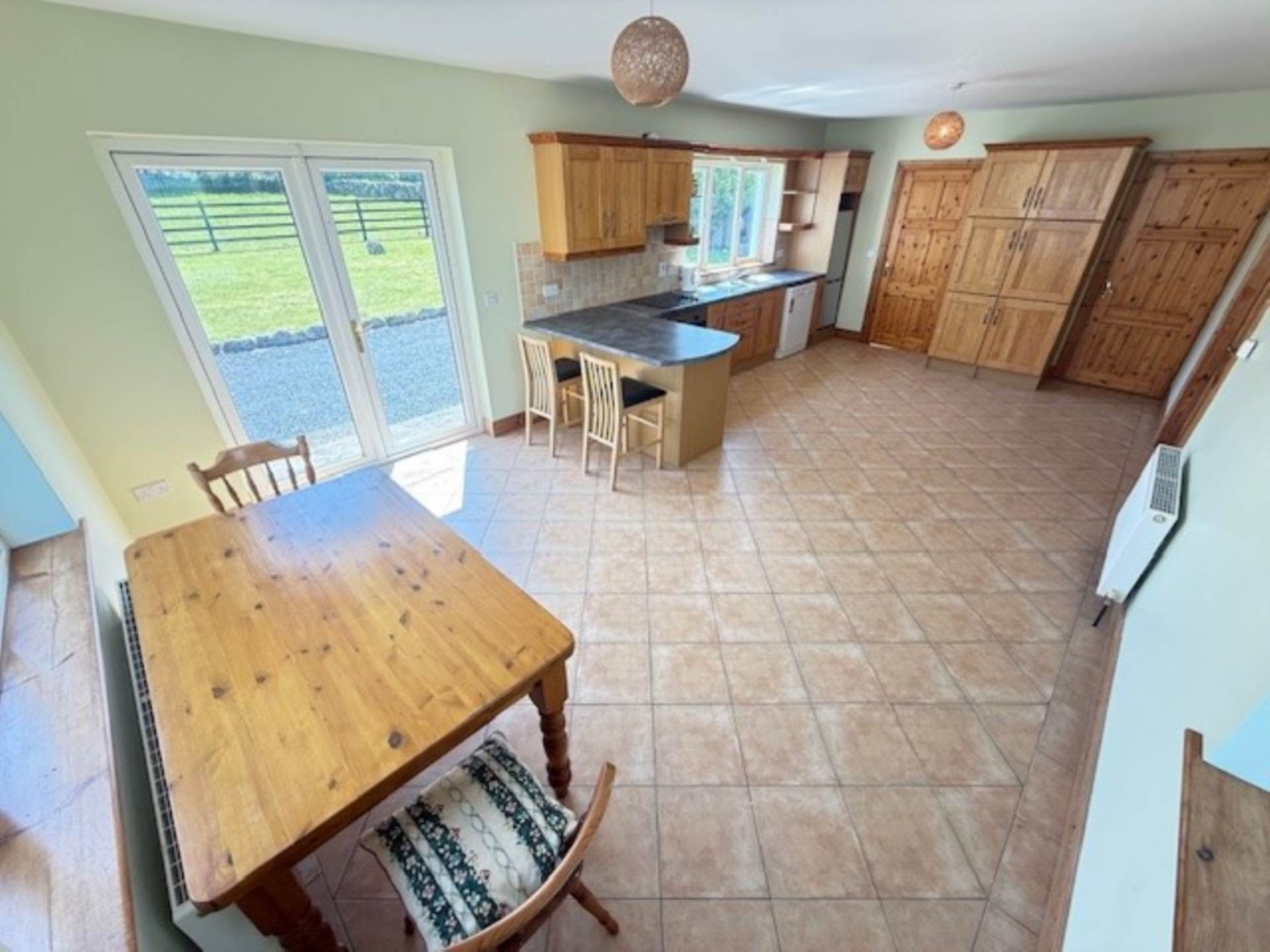 Mulroog West, Ballinderreen, Kilcolgan, Co. Galway Mulroog West, Ballinderreen, Kilcolgan, Co. Galway