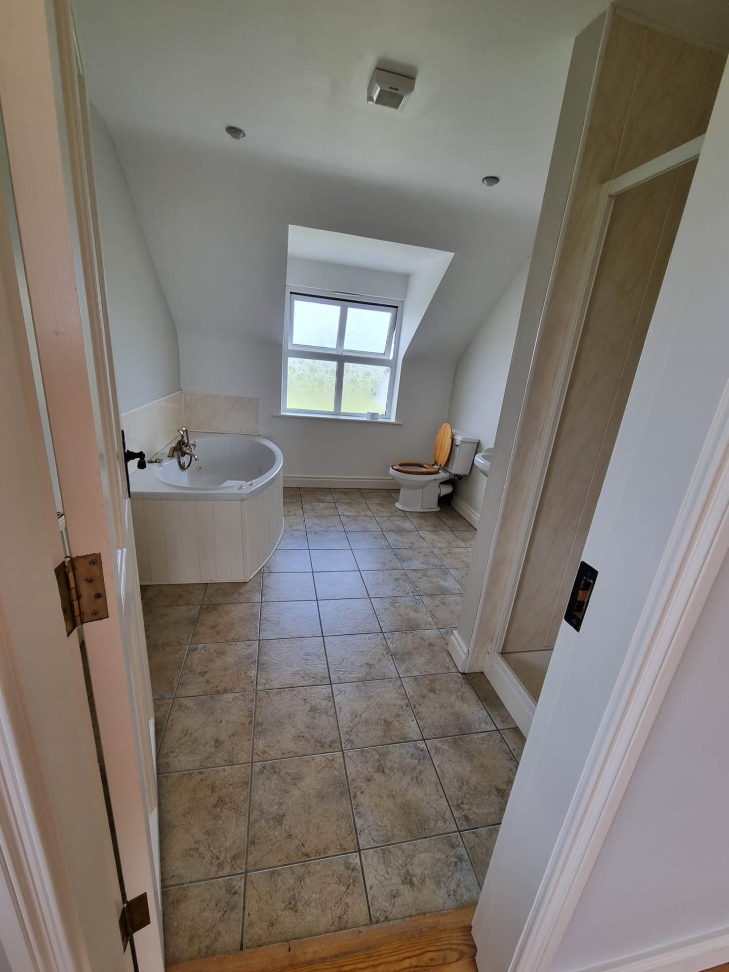 Cappacur, Tynagh, Loughrea, Co. Galway, H62 KD45