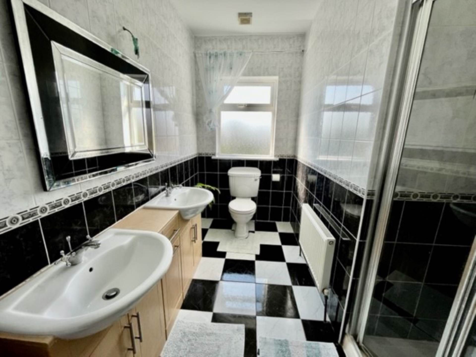 Hollybank House, Carheeney Beg, Gort, Co. Galway, H91 W30E Hollybank House, Carheeney Beg, Gort, Co. Galway, H91 W30E