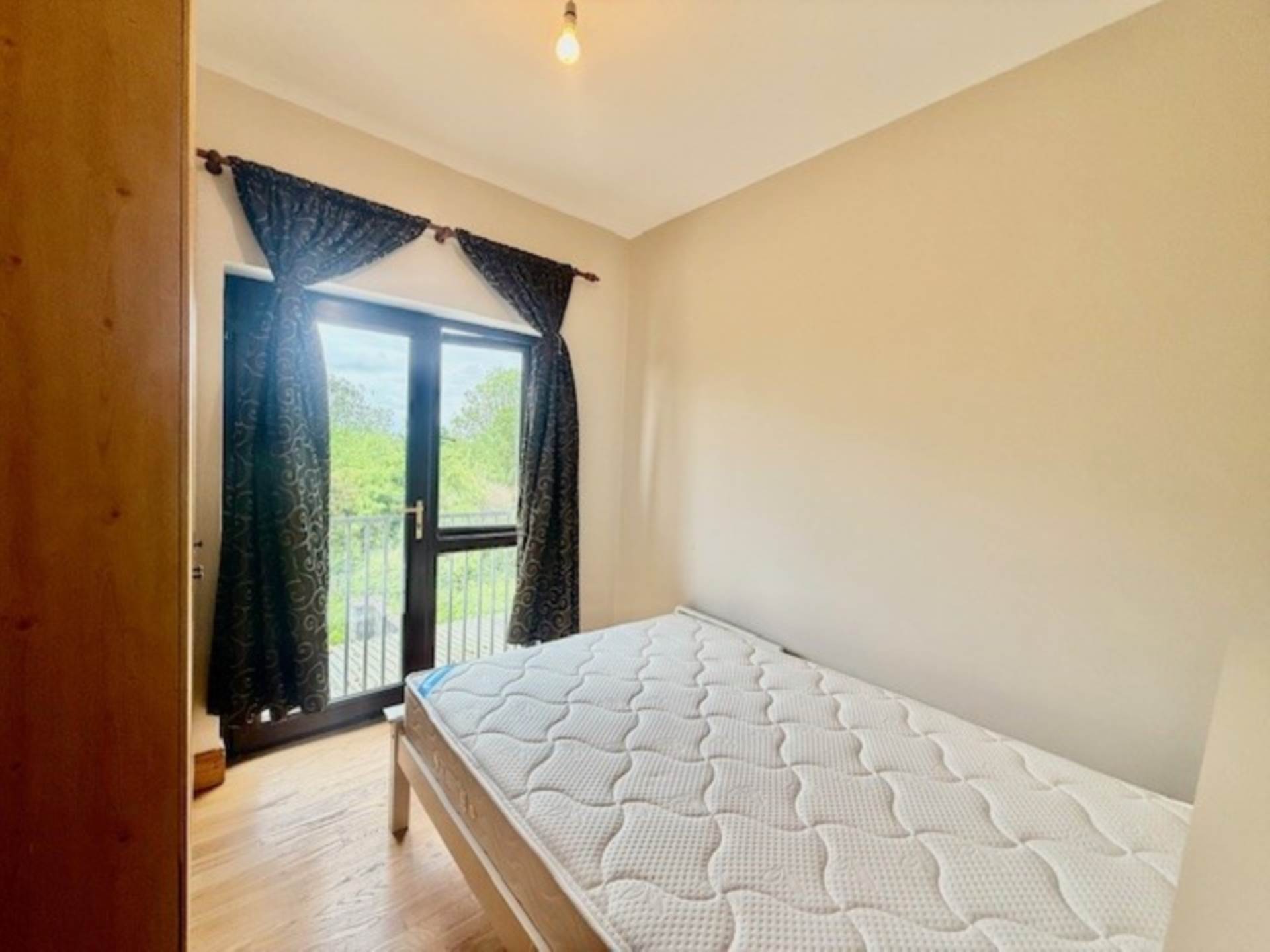 34 Bolands Lane, Gort, Co. Galway, H81 Y5C8 34 Bolands Lane, Gort, Co. Galway, H81 Y5C8