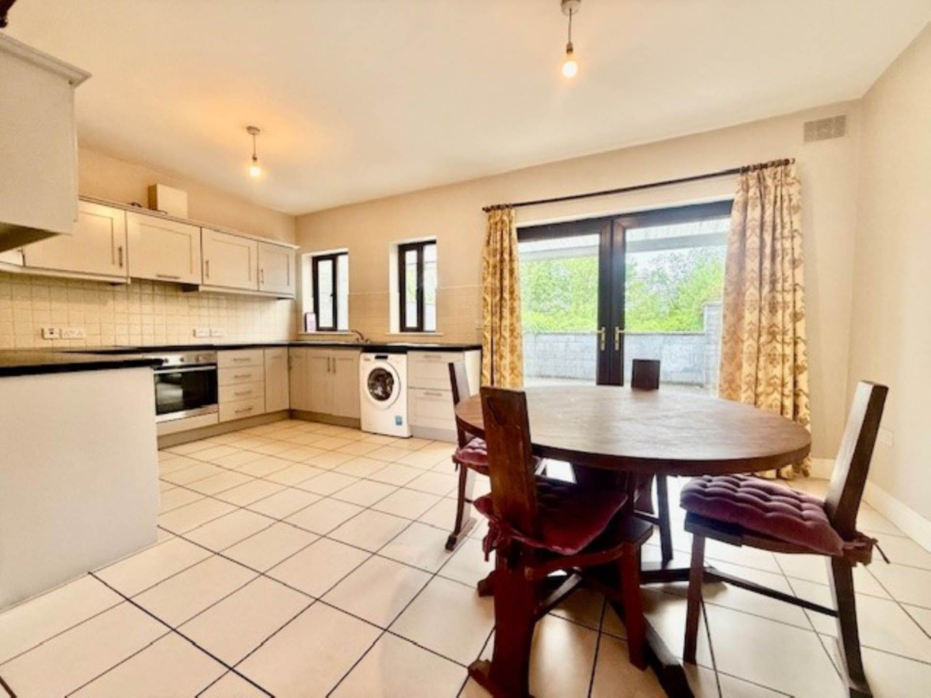 34 Bolands Lane, Gort, Co. Galway, H81 Y5C8 34 Bolands Lane, Gort, Co. Galway, H81 Y5C8
