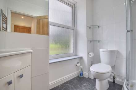 Flat 2 Brentwood, Rozel Road, St Peter Port, Image 8