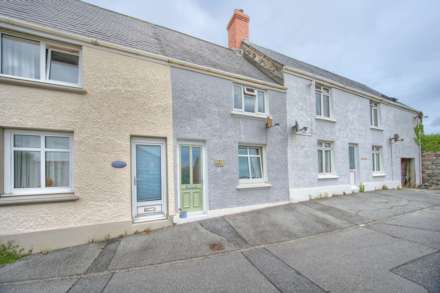 3 Bedroom Terrace, Ville Baudu, Vale