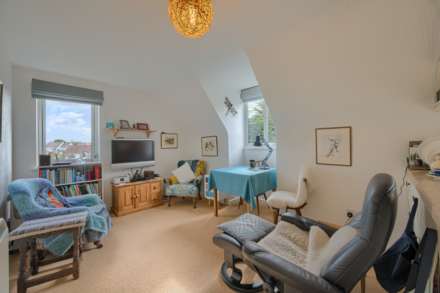 No:11 De Beauvoir Apartments, Rue Cohu, Castel, Image 5