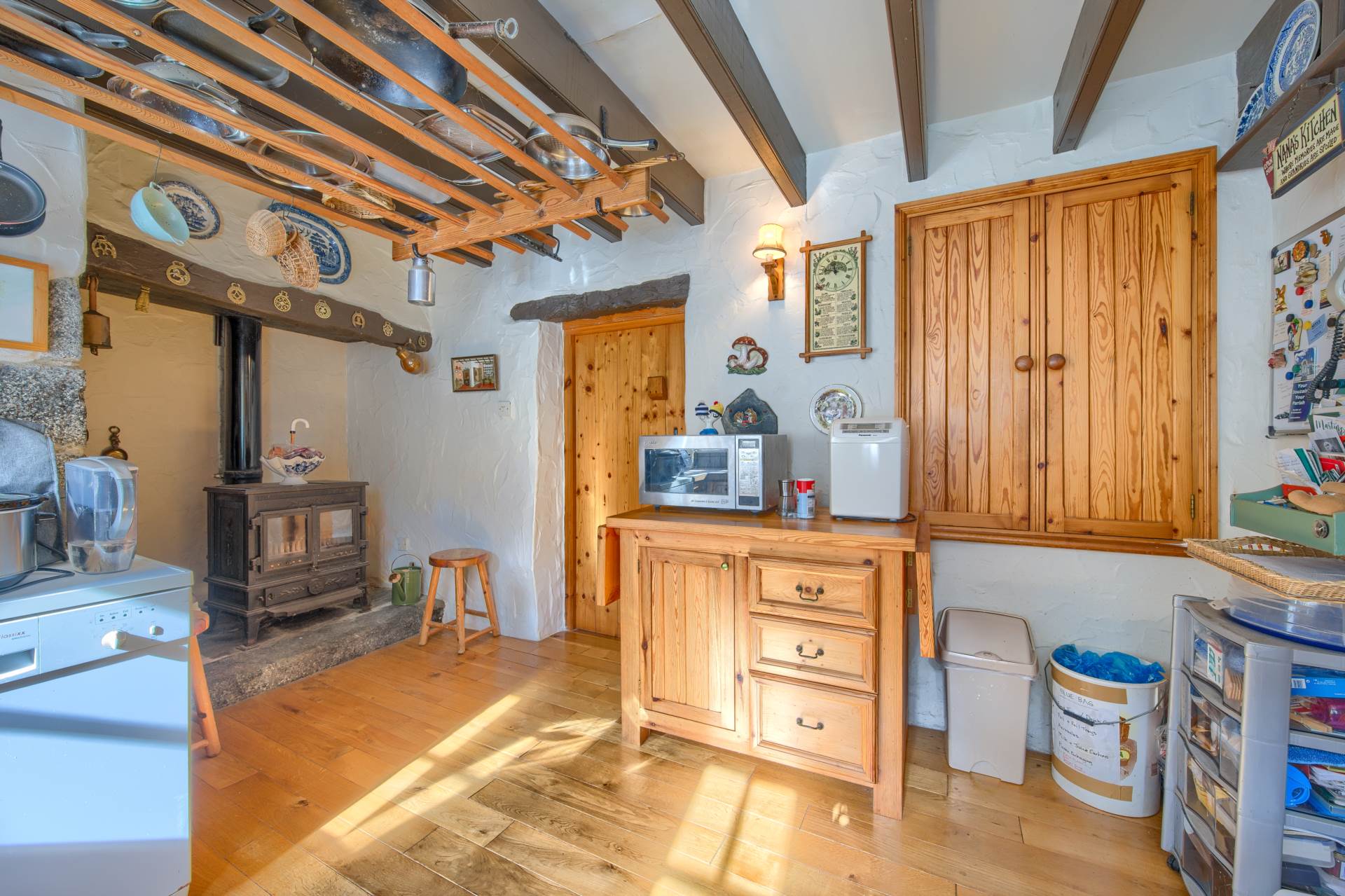 Le Coudre, Rue Des Cambrees, St Pierre Du Bois, Image 11