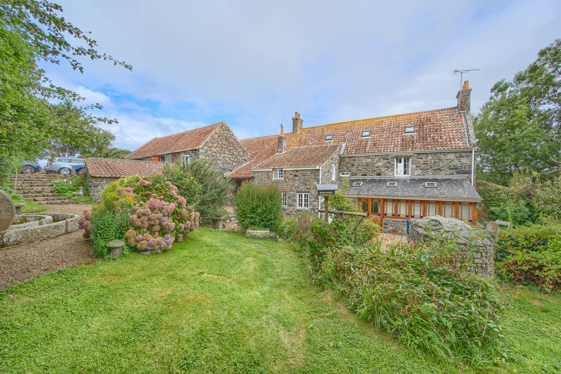 Le Coudre, Rue Des Cambrees, St Pierre Du Bois, Image 26