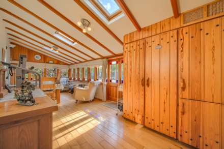 Le Coudre, Rue Des Cambrees, St Pierre Du Bois, Image 12