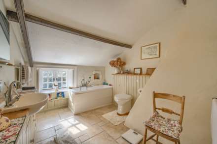 Le Coudre, Rue Des Cambrees, St Pierre Du Bois, Image 21