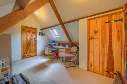 Le Coudre, Rue Des Cambrees, St Pierre Du Bois, Image 23