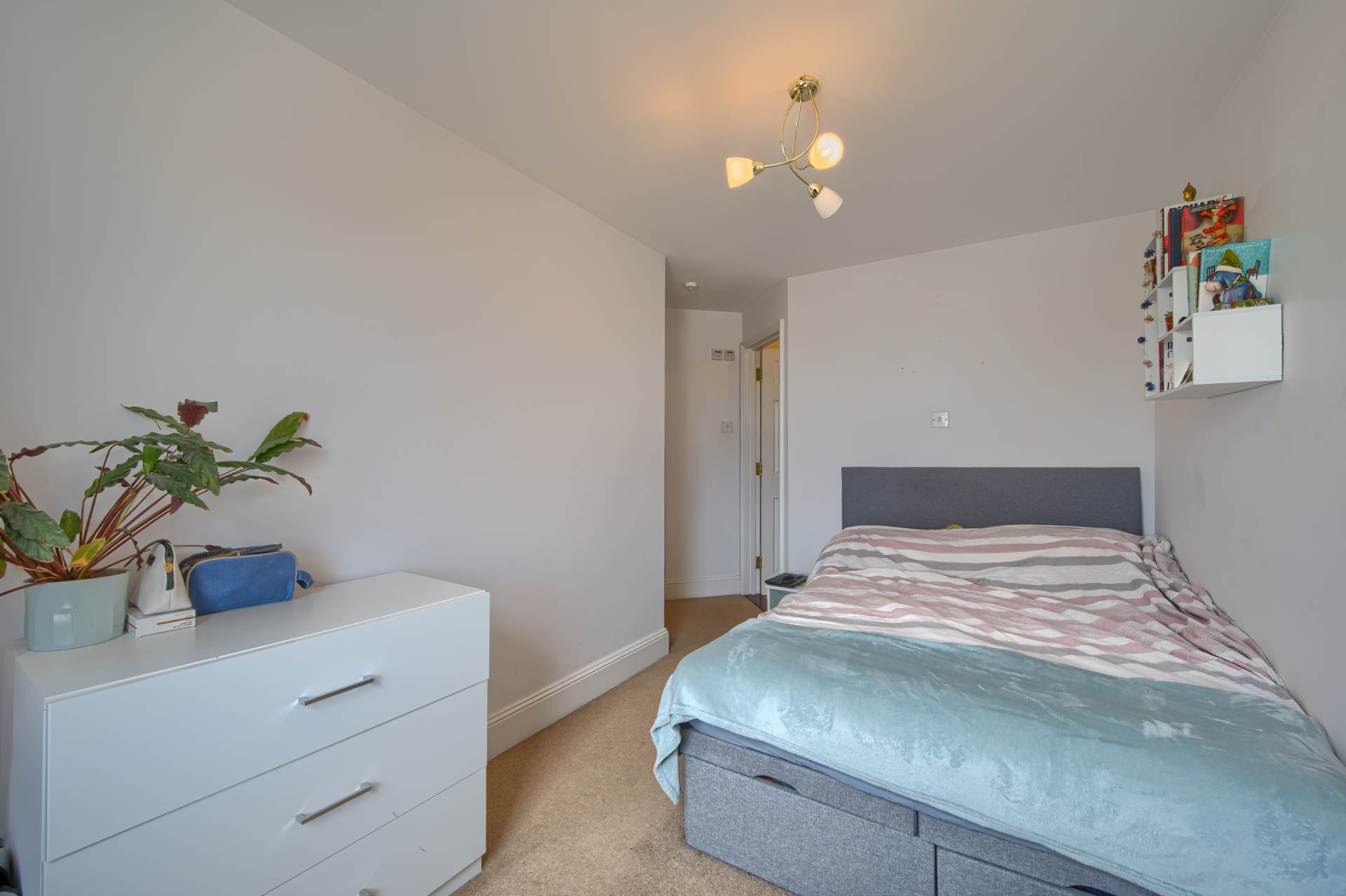 Flat 3, 14 Sausmarez Street, St Peter Port, Image 6