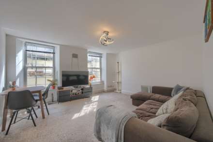 Flat 3, 14 Sausmarez Street, St Peter Port, Image 2