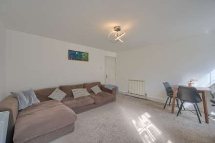 Flat 3, 14 Sausmarez Street, St Peter Port, Image 3