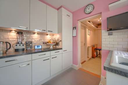 Flat 1, Sunnybank, Victoria Road, St Peter Port, Image 5