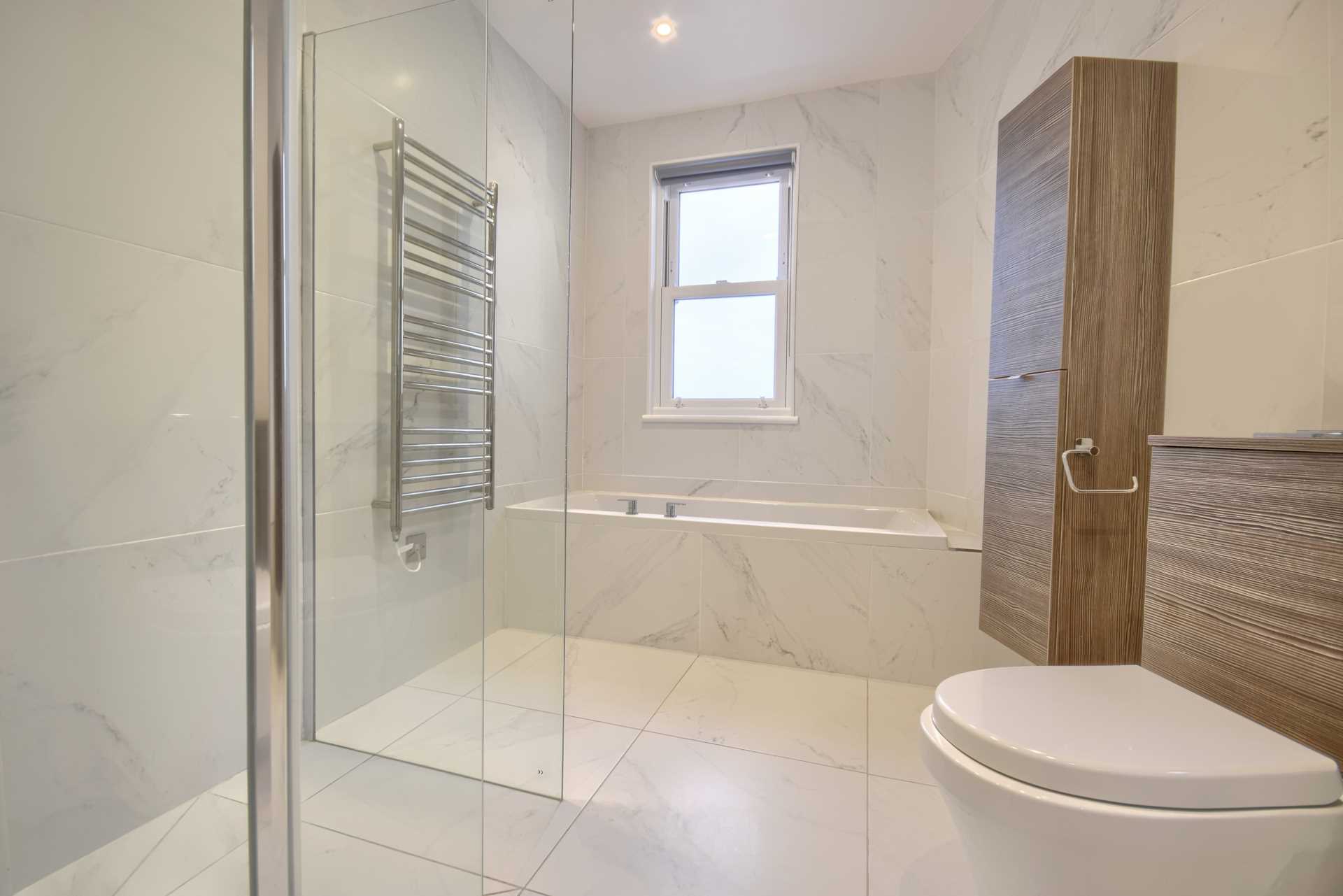 Top Flat, La Porcherie, Berthelot Street, St Peter Port, Image 3