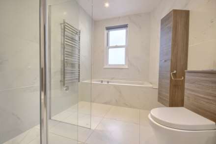 Top Flat, La Porcherie, Berthelot Street, St Peter Port, Image 3