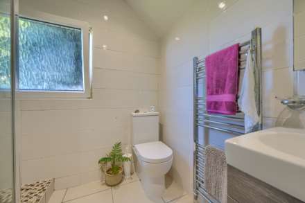 Tarcolin, Victoria Avenue, Image 7