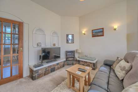 Tarcolin, Victoria Avenue, Image 8