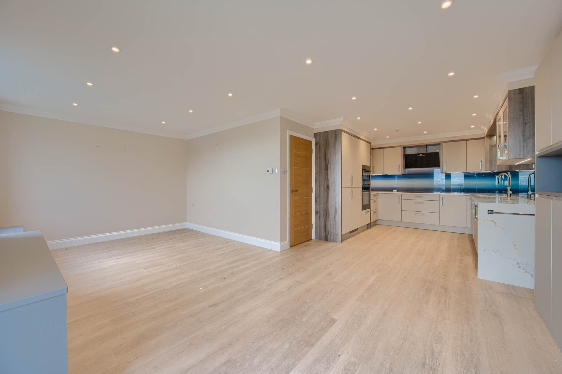 10ST, Bulwer Avenue, St Sampson, Image 6