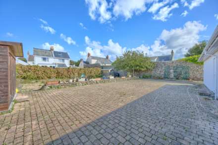 Sandon, Les Tracheries Road, St Sampson, Image 15