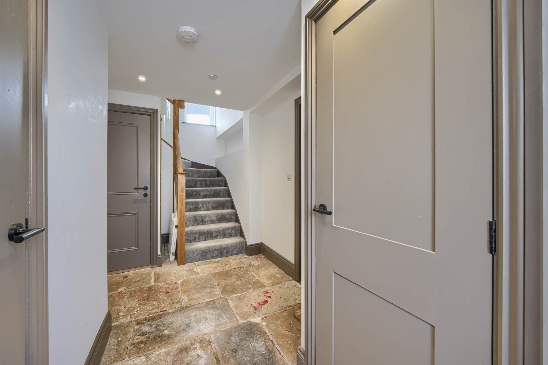 2, La Charroterie, St Peter Port, Image 2