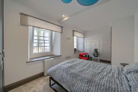 2, La Charroterie, St Peter Port, Image 10