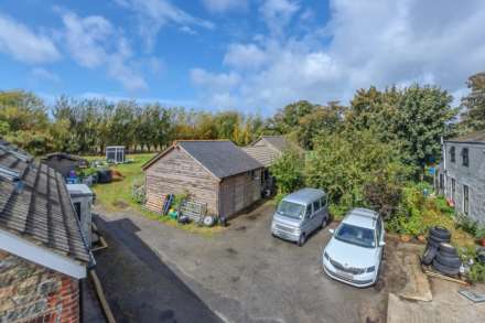 Summerville, Longue Rue, Vale, Image 3
