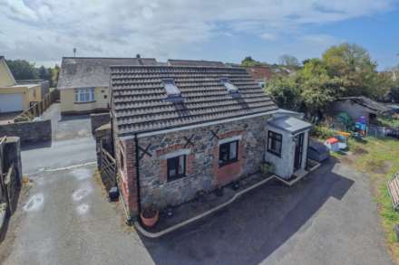 Summerville, Longue Rue, Vale, Image 6