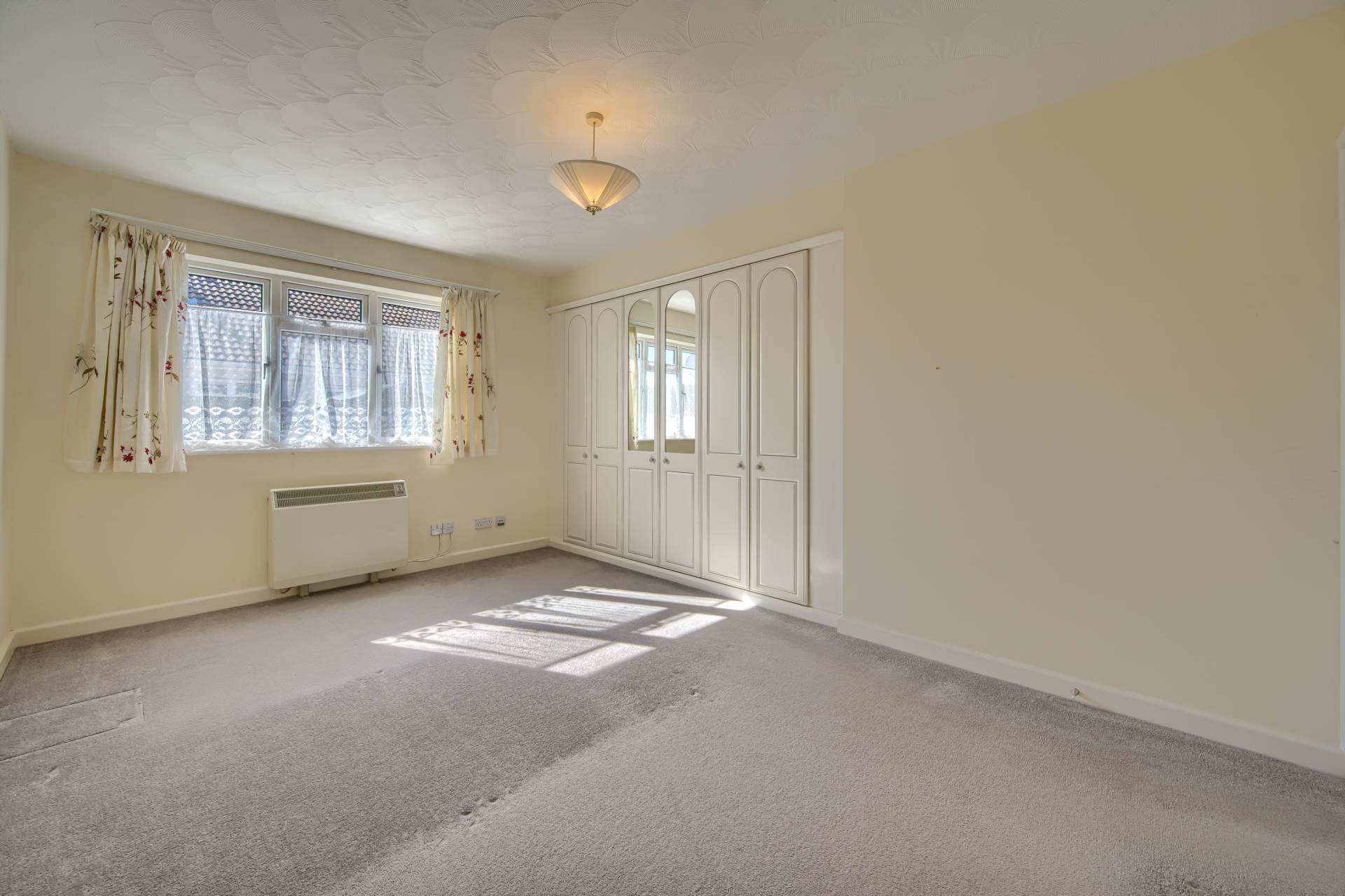 3 Rivermeade Court, New Road, St Sampson, Image 6