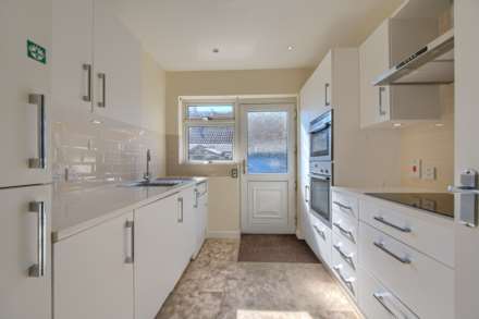 3 Rivermeade Court, New Road, St Sampson, Image 4