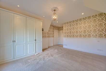 2 Les Grandes Maisons, Morley, Fort Road, Image 15