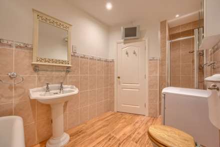 2 Les Grandes Maisons, Morley, Fort Road, Image 17