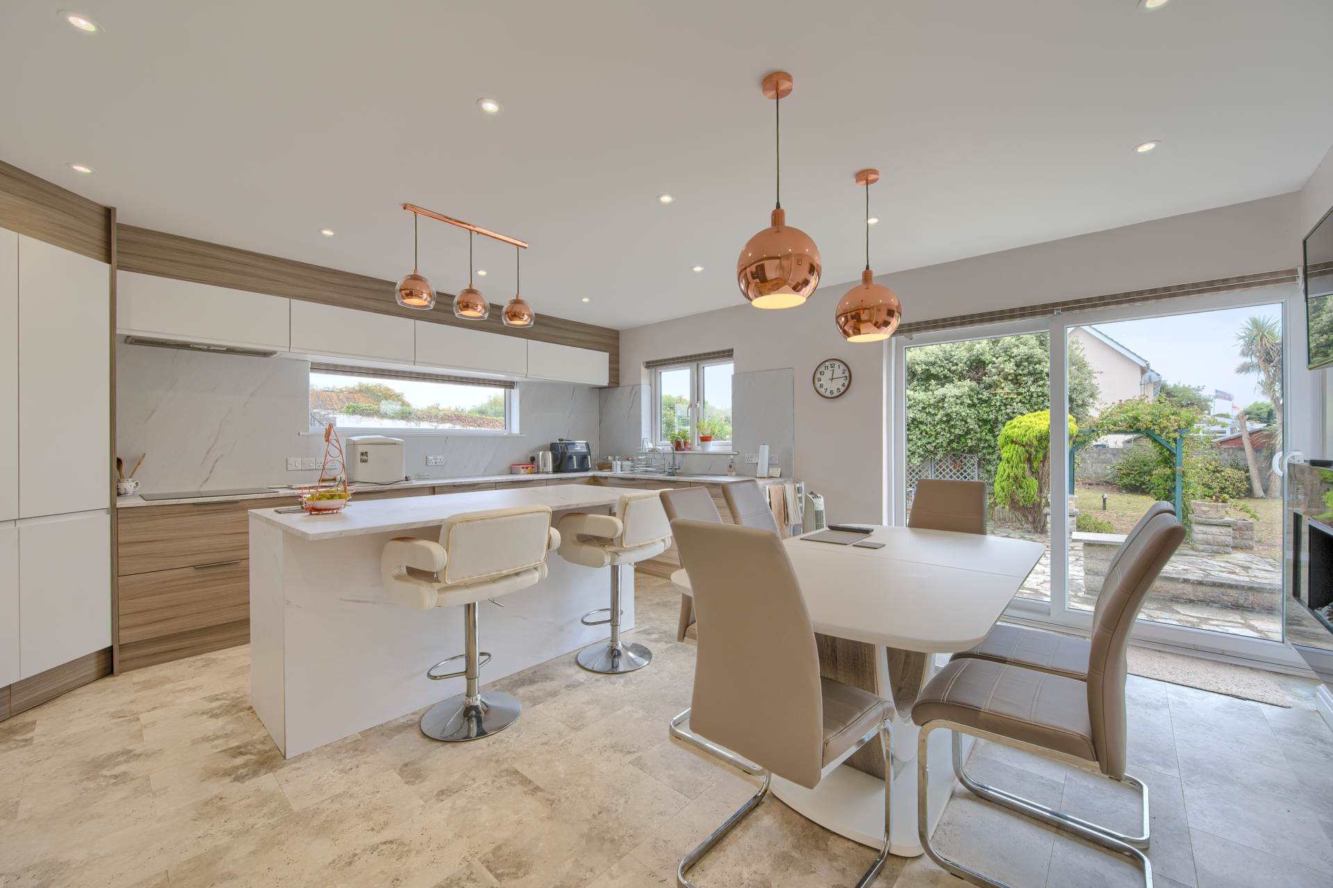 Portinfer Road, Vale, Image 2