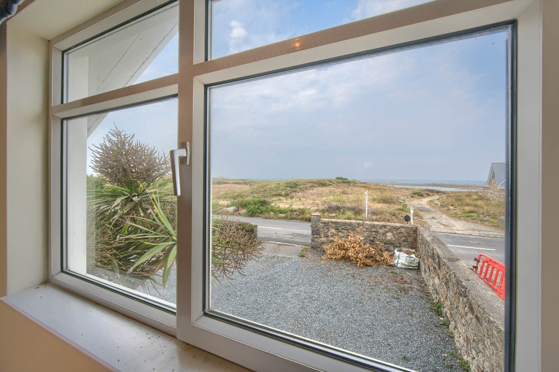 Portinfer Road, Vale, Image 35