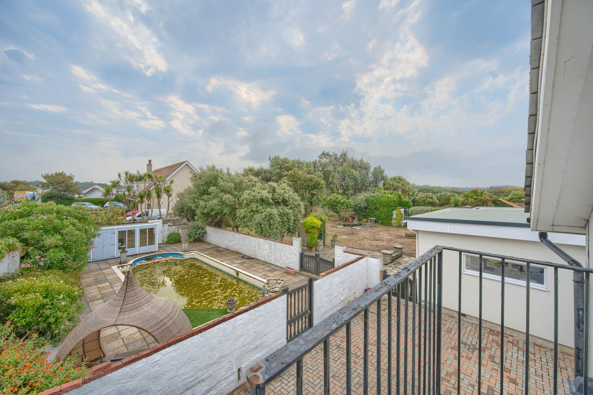 Portinfer Road, Vale, Image 36